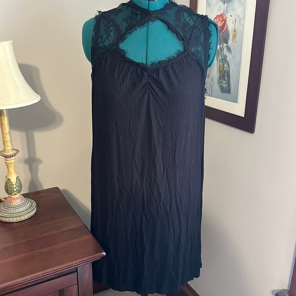 American Eagle Lace Dress